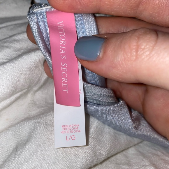 Victoria Secret Bikini Top - Picture 3 of 3